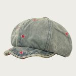 Casquette gavroche jean cœurs rouges brodés studio