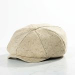 Casquette gavroche laine mouchetée beige écru fond blanc studio