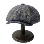 Casquette gavroche tweed chevrons gris mannequin
